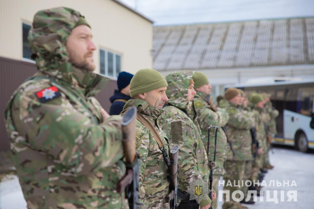 На Київщині відбулася чергова ротація правоохоронців, які служать в зоні ООС - зображення